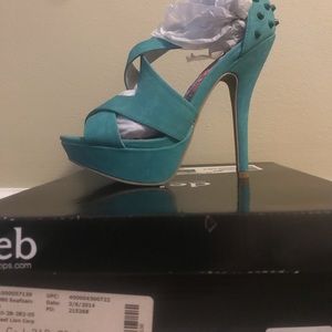 Brand new in box women’s fashion shoes